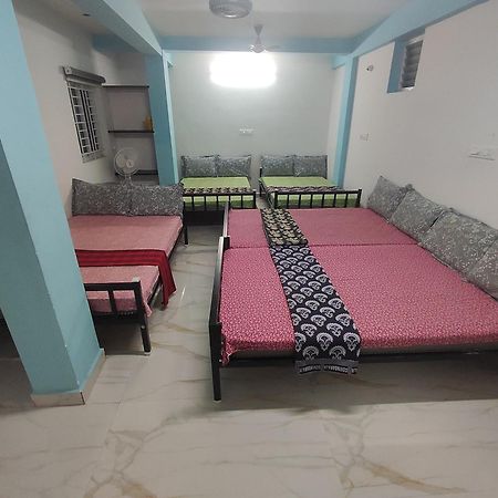 Hotel Sri Aksha Residency Alāndurai Exterior foto
